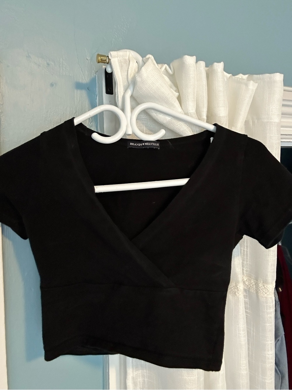 Brandy Melville Black V-Neck Wrap Crop Top